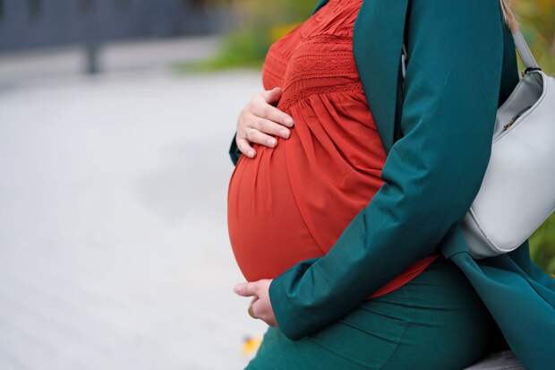 В ЕАО запретили склонять женщин к абортам