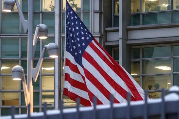 США увеличат число консульских работников в России в пять раз 