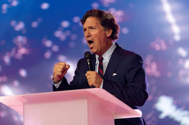 Журналист Карлсон заявил о лишении США права критиковать Россию