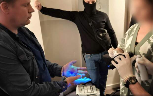 ФСБ показала кадры задержания бывшего вице-премьера Алтайского края