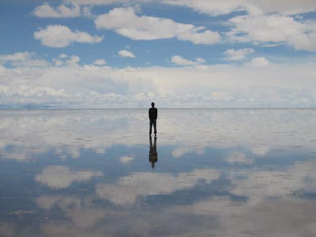 Озеро Солончак Уюни, Боливия (Salar de Uyuni, Bolivia) - самое большое соленое озеро во всем мире Озеро Солончак Уюни, Боливия (Salar de Uyuni, Bolivia) - самое большое соленое озеро во всем мире