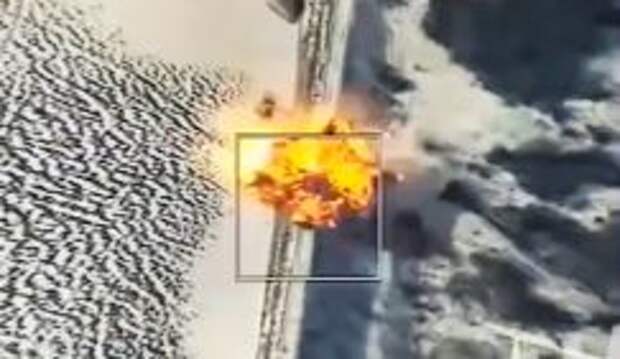 На Константиновку полетели ФАБ-3000: Так жестко врага еще не утюжили, разбит мост, детонируют склады