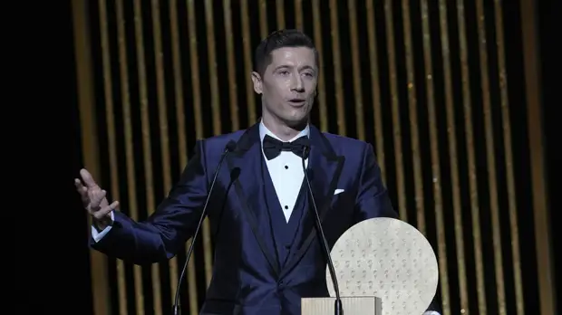 Источник: Левандовски заранее знал, что «Золотой мяч» выиграет Месси