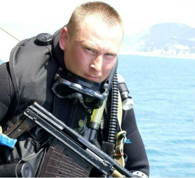 Капитан III ранга ГРЕБЕННИКОВ Роман Николаевич