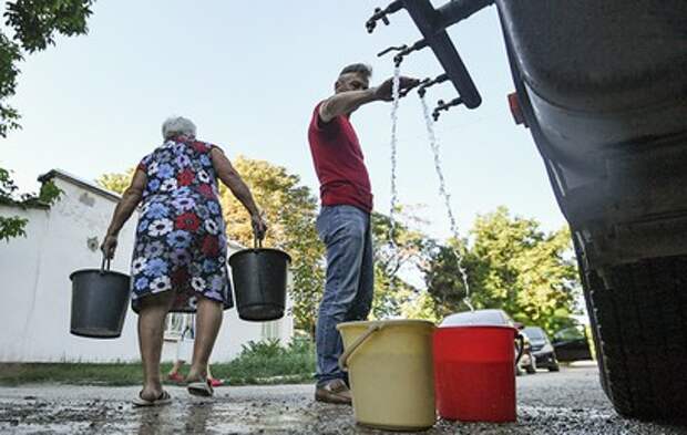 В Геленджике из-за засухи ввели жесткие ограничения подачи воды