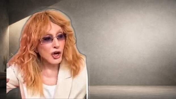 Замок рушится, дача дешевеет на 16 миллионов : 76-летняя Алла Пугачёва: почему Примадонна с тростью продает недвижимость за треть миллиарда и куда едет после Кипра?