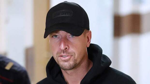 Адвокат сообщил о местонахождении пикап-коуча Лесли