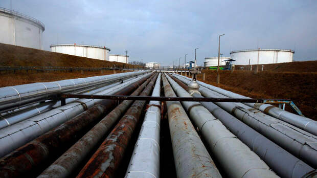 Венгрия заблокировала 20-й пакет санкций ЕС из-за остановки "Дружбы"