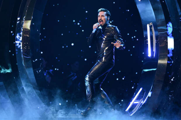 Дима Билан провел гендер-пати на сцене: «Первый раз должен случиться»