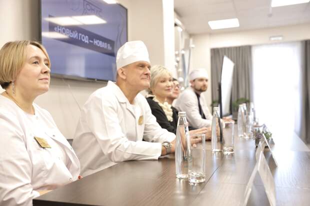 Нижегородские врачи помогли избавиться пациентке от 4 кг лишней кожи