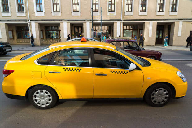 В Тюмени таксистам предлагают оплату «натурой» вместо денег 