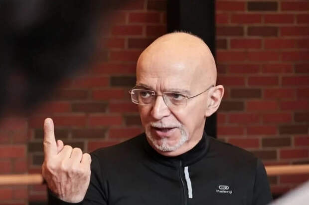 В Москве госпитализировали итальянского актёра и педагога Клаудио де Мальо с инсультом