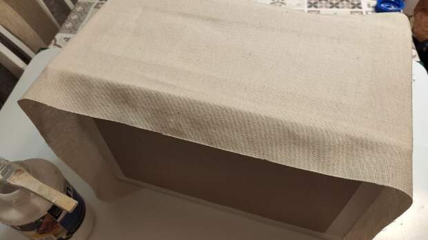 Листайте вправо