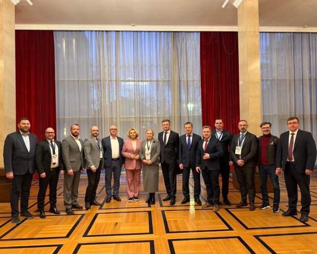 Производитель МАФов и мусорных контейнеров из Сербии может начать сотрудничать с Тюменской областью