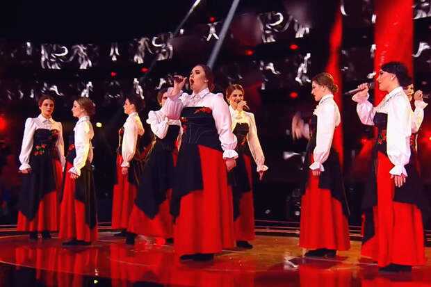 Новосибирские студентки спели хором в макси и удивили Дмитрия Маликова