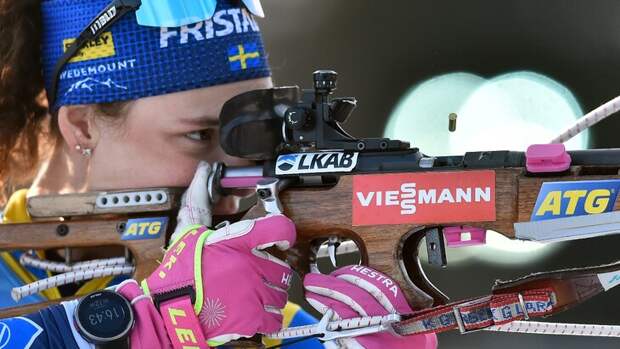 Шведка Эберг выиграла индивидуальную гонку на чемпионате мира по биатлону