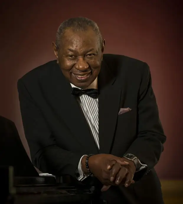 Судьба Нэт Кинг Коул (Ната Коула): пианист, певец, курильщик