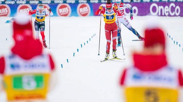 Тренер сборной России Турышев доволен выступлением женской команды по лыжным гонкам - фото