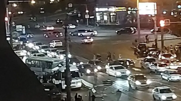 НАК начал координировать работы на месте взрыва автобуса в Воронеже