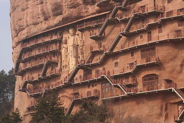 Удивительные скульптуры пещеры Лонгмен и грота Майджишан