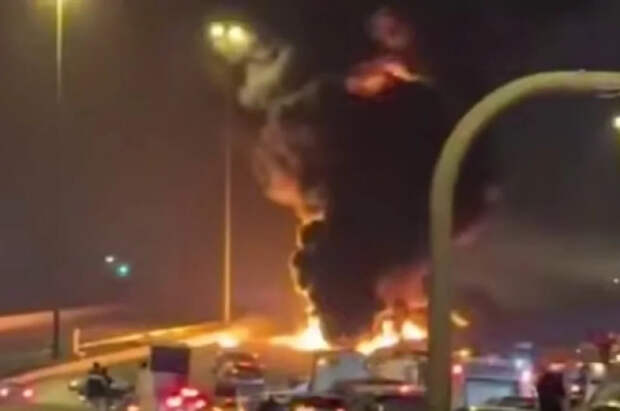 В посольстве США в Эр-Рияде после взрыва произошёл пожар