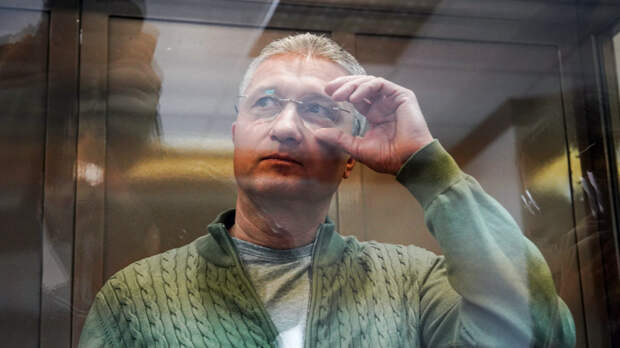 Приставы возбудили три производства к Тимуру Иванову на свыше 4 млрд руб.