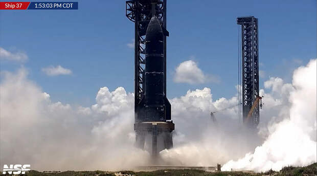 В прошлый раз Starship взорвался, в этот раз все завершилось успешно: прошел первый огневой тест Starship S37