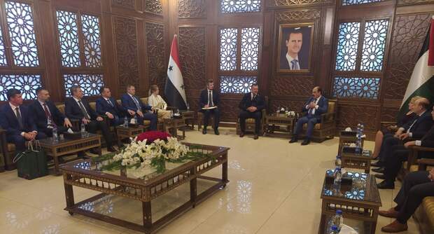 Президент Сирии отдал распоряжение готовить признание САР независимости ДНР и ЛНР