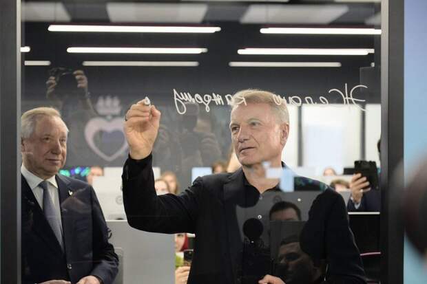 Цифровая медицина, AI и биоинформатика: анонсирован совместный кампус Центра имени В. А. Алмазова и «Школы 21»