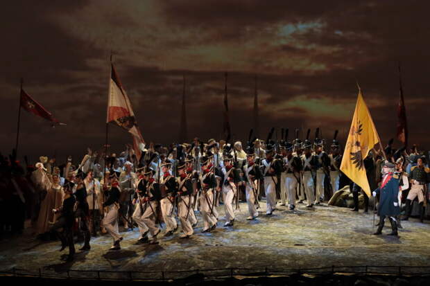 Пять представлений грандиозной оперы Сергея Прокофьева «Война и мир» пройдут в Мариинском театре