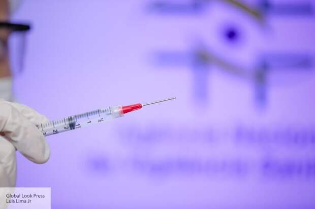 Стало известно, почему медики Украины вынуждены выбрасывать вакцину от COVID-19