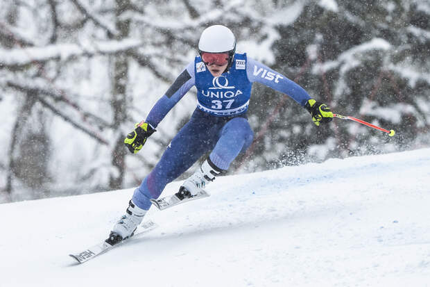 Российская горнолыжница заняла третье место на турнире FIS в Германии