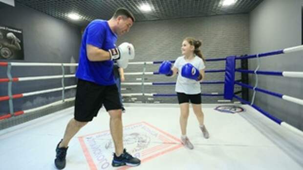 Тренировка по боксу с Алексеем Филяковым / Фото: Екатерина Смолихина / amic.ru