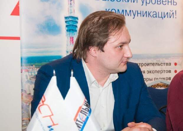 Замдиректора Фонда имущества Петербурга получил «условку» за взятки
