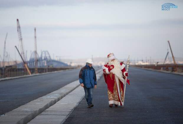 Чудеса на Керченском мосту дед мороз, крым, мост, праздник к нам приходит