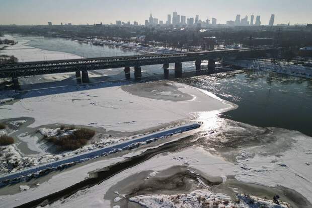 В соседней с Россией европейской стране возникли перебои с топливом