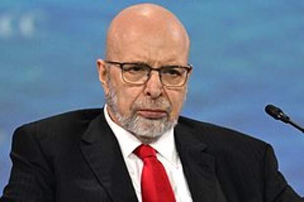 16.08.24==В поместье ведущего Первого канала Саймс парошли обыски, изъятое вывозили на грузовиках