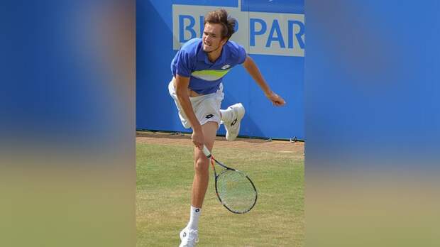 Российский теннисист Медведев стал четвертьфиналистом турнира в Торонто