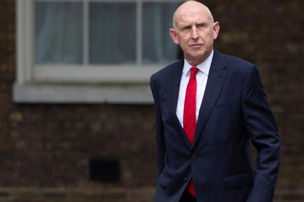 Глава МО Британии Хили признался, что хотел бы похитить Путина