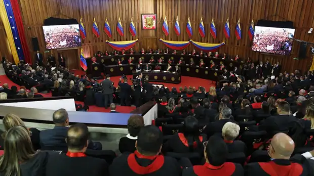 Россия готова стать посредником между властями и оппозицией Венесуэлы