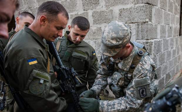 Боррель: Свыше тысячи бойцов ВСУ уже проходят подготовку в рамках миссии ЕС