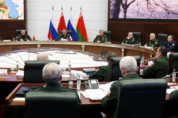 «Выстраивают инфраструктуру»: что стоит за ростом военного присутствия Запада на границах Союзного государства