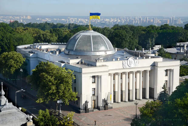 В ВРУ предложили поправку по ратификации сделки по недрам с США, которая позволит её не выполнять