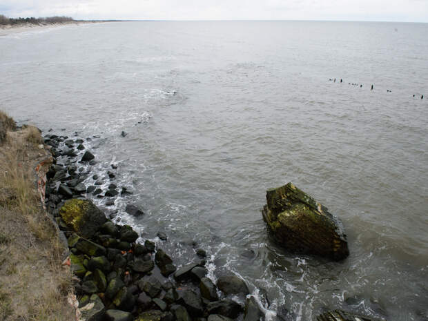 В Кузбассе в реку загрязнили марганцем: объявлен особый режим «повышенной готовности»