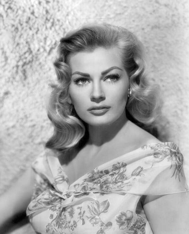 Анита Экберг, 1956 год (Wikimedia / Bud Frakes)