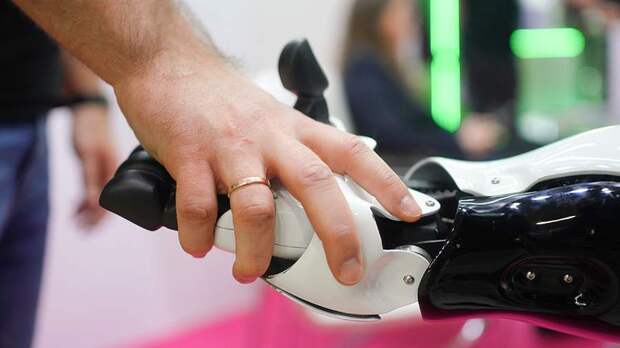 Эксперт назвал незаменимые искусственным интеллектом профессии