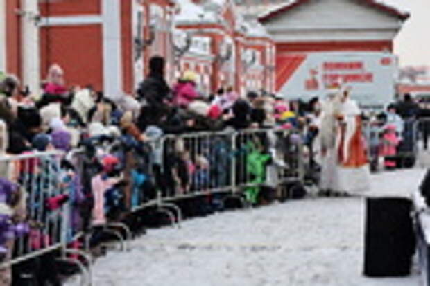 Главный Дед Мороз страны приехал в Барнаул / Фото: Екатерина Смолихина