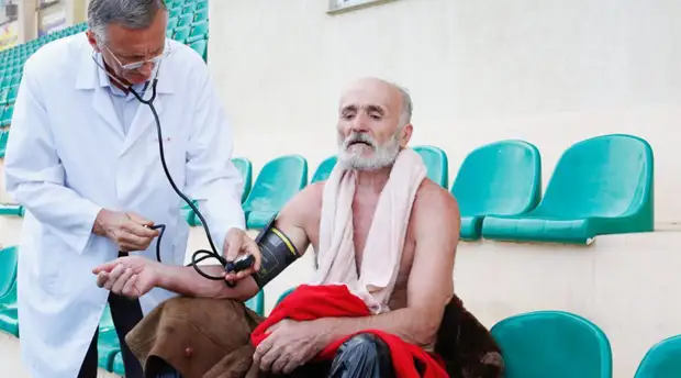 «Собираюсь улучшать результат»: сбросивший почти 10 кг за одну пробежку пенсионер из Дагестана рассказал о своём рекорде