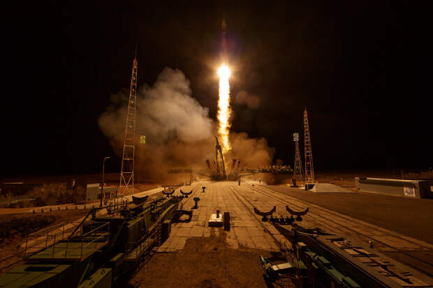 Старт космического корабля Союз МС-12
