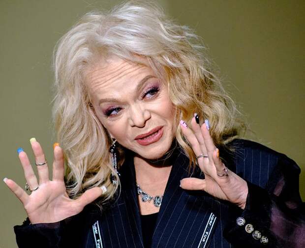 Директор Долиной высказался о последствиях скандала из-за ее квартиры